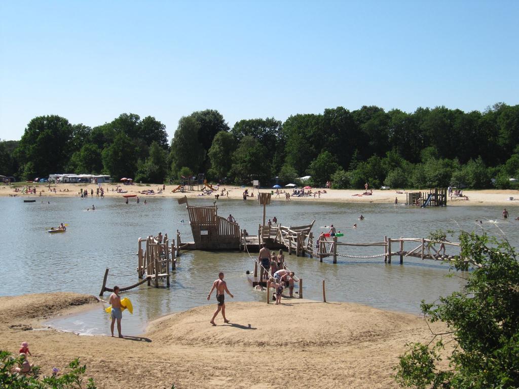 Vakantiepark Witterzomer Ассен Экстерьер фото